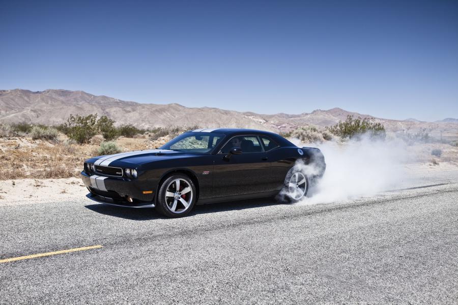  Dodge Challenger SRT8 392 2012 года  (фото 12 из 40)